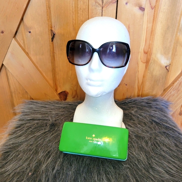 kate spade Accessories - Kate Spade Sunglasses with Case